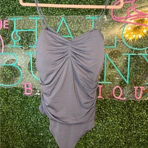 Express Bodysuit Body Contour Collection Gray Ruched NWT Size Medium‎